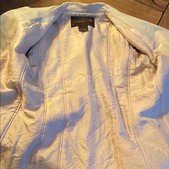 Authentic Louis Vuitton Trench Coat / Jacket - Picture 10 of 14